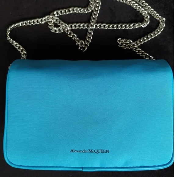 ALEXANDER MCQUEEN, Blue Skull Accent Crossbody Bag - Picture 15 of 16